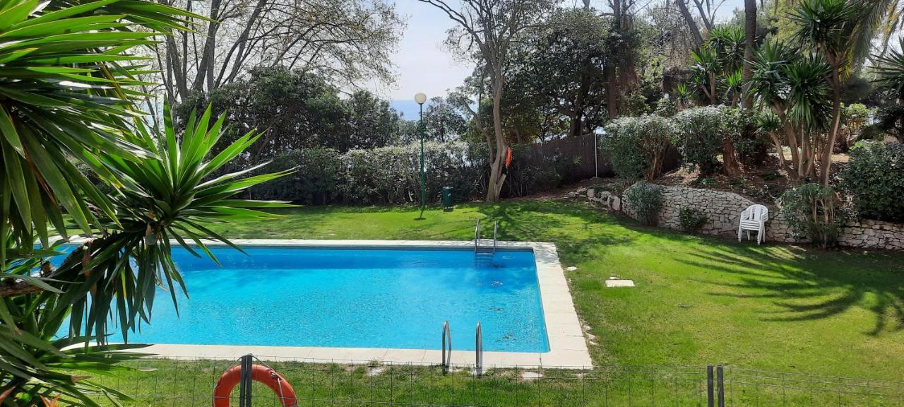 Bright Apartment Near The Beach And Barcelona By Train Masnou Ngoại thất bức ảnh