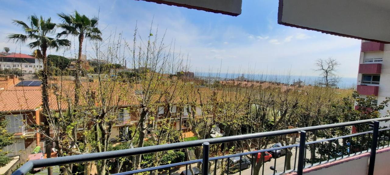 Bright Apartment Near The Beach And Barcelona By Train Masnou Ngoại thất bức ảnh