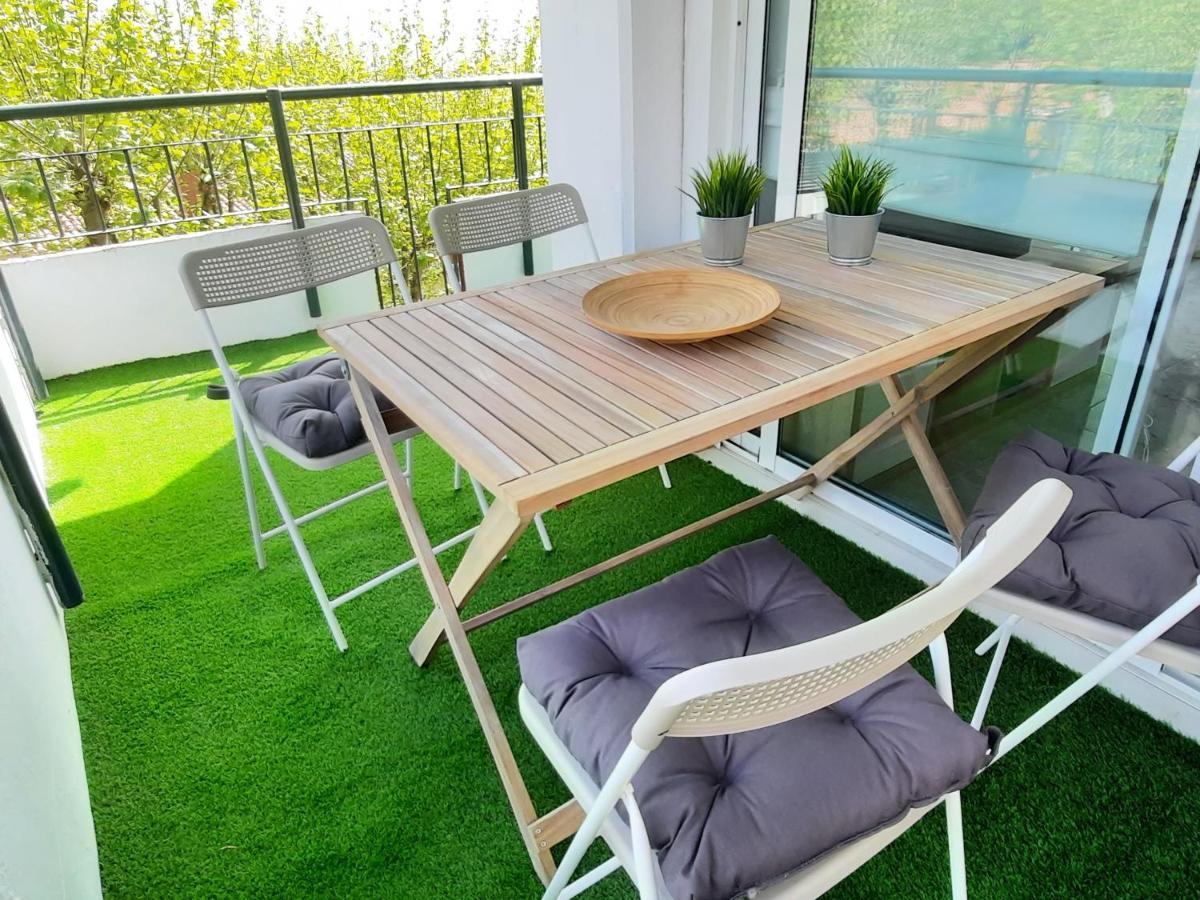 Bright Apartment Near The Beach And Barcelona By Train Masnou Ngoại thất bức ảnh