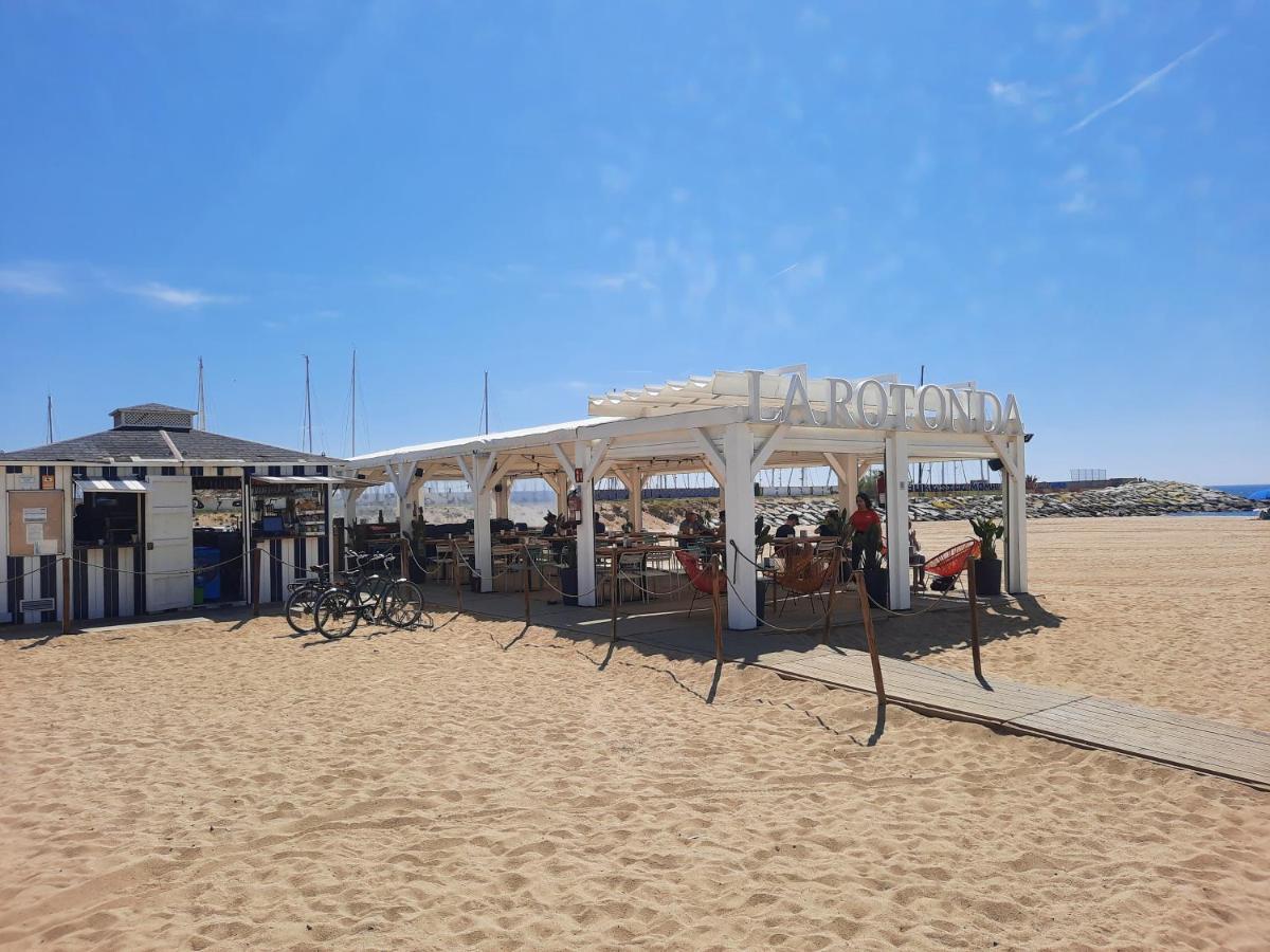 Bright Apartment Near The Beach And Barcelona By Train Masnou Ngoại thất bức ảnh