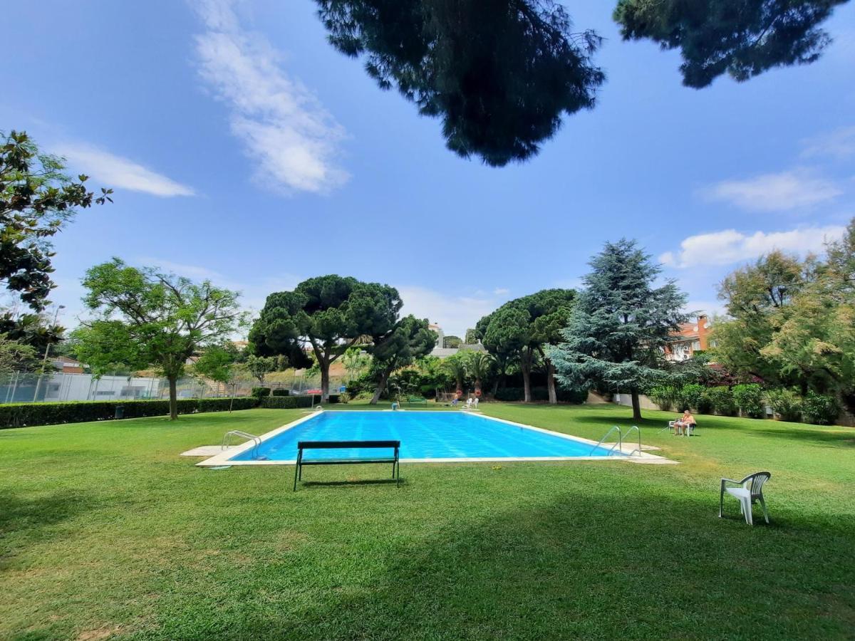 Bright Apartment Near The Beach And Barcelona By Train Masnou Ngoại thất bức ảnh