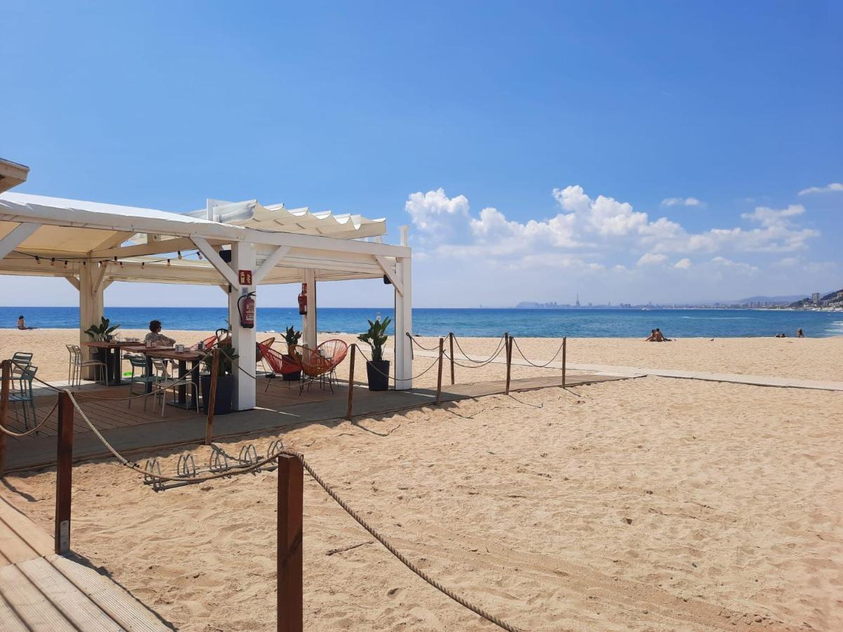 Bright Apartment Near The Beach And Barcelona By Train Masnou Ngoại thất bức ảnh