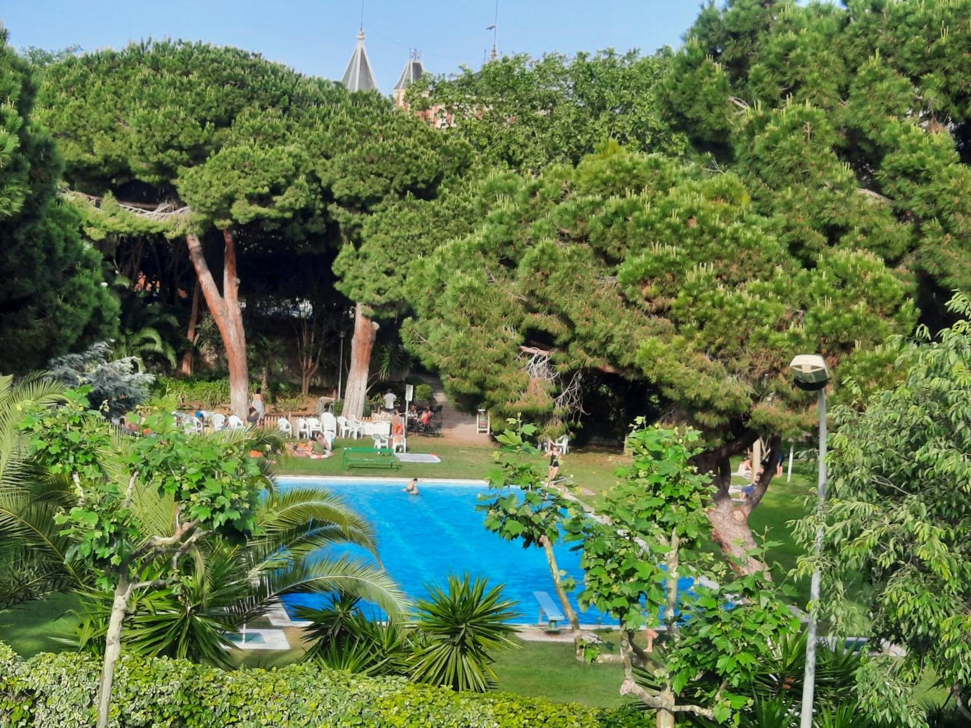 Bright Apartment Near The Beach And Barcelona By Train Masnou Ngoại thất bức ảnh